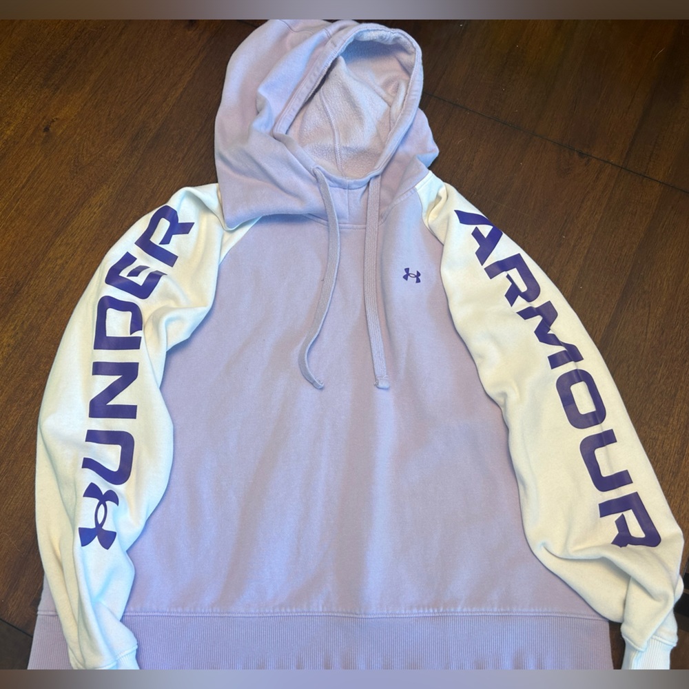 Purple large women’s under armour hoodie